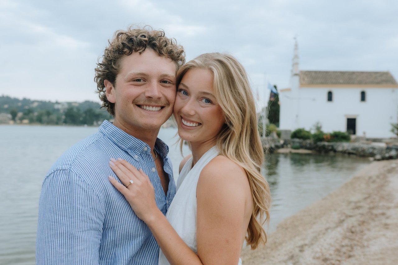 Romantic photoshoot at Kanoni Viewpoint, Corfu — photo 1