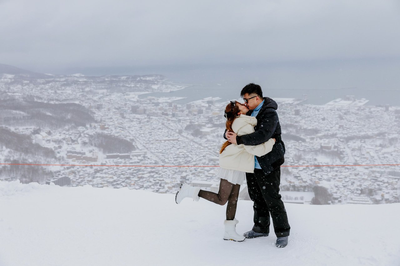 Photoshoot at Mount Hakodate, Hokkaido — photo 1