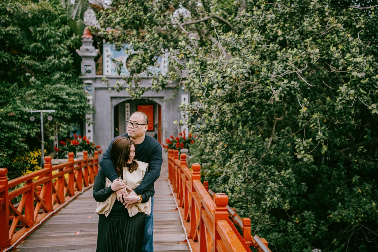 Photoshoot at Hoan Kiem Lake, Hanoi — photo 1