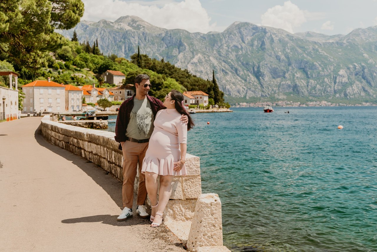 Photoshoot at Kotor waterfront promenade and marina — photo 1