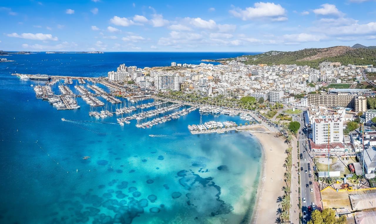 Photoshoot in Ibiza, Spain — professional photography location