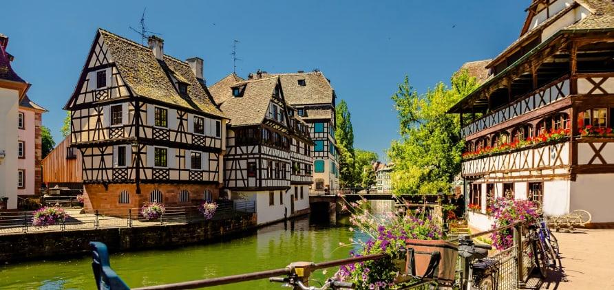 Photoshoot in Strasbourg, France — professional photography location