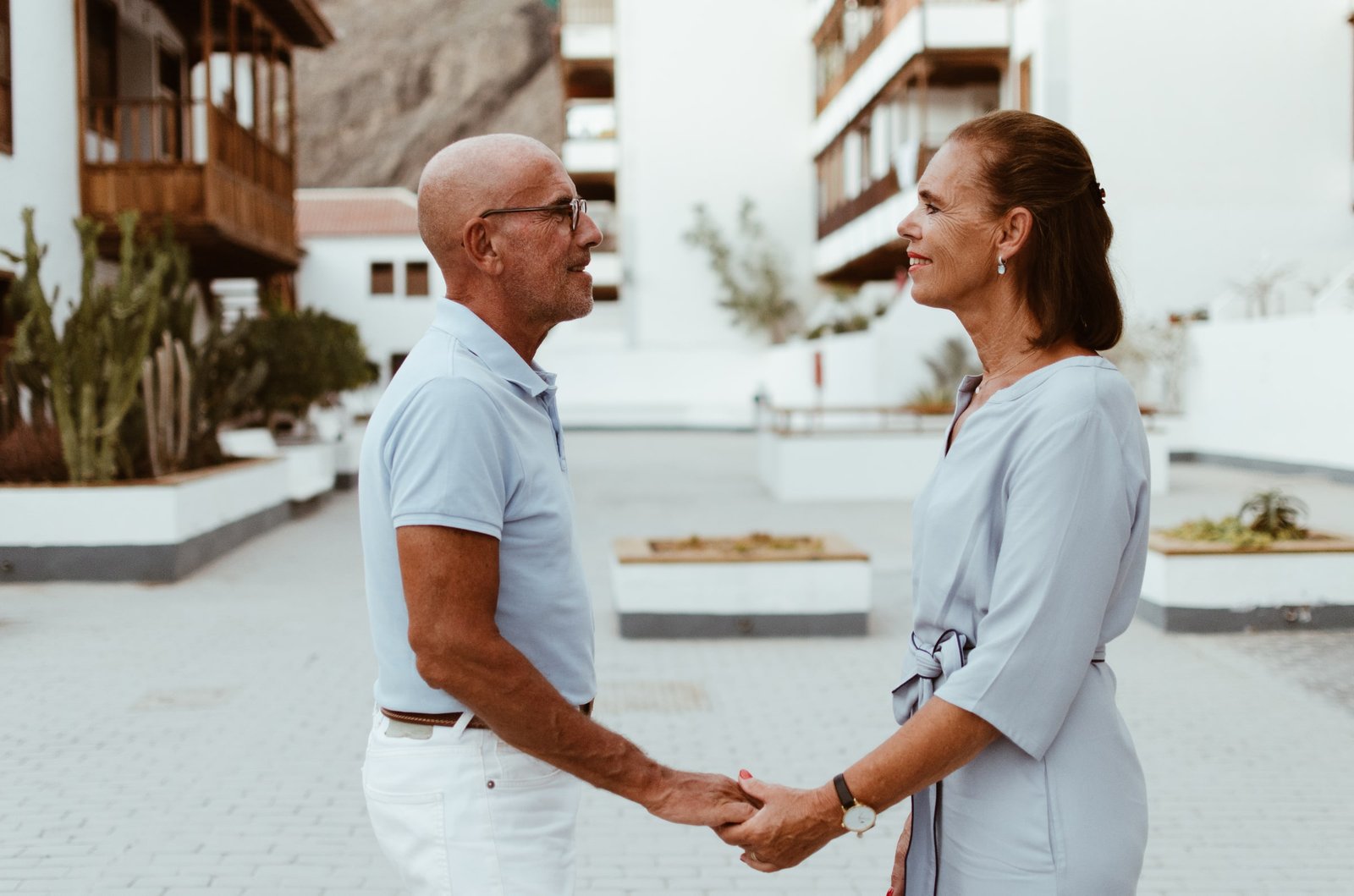Santa Cruz de Tenerife couple photoshoot, photo by Roberta Torelli