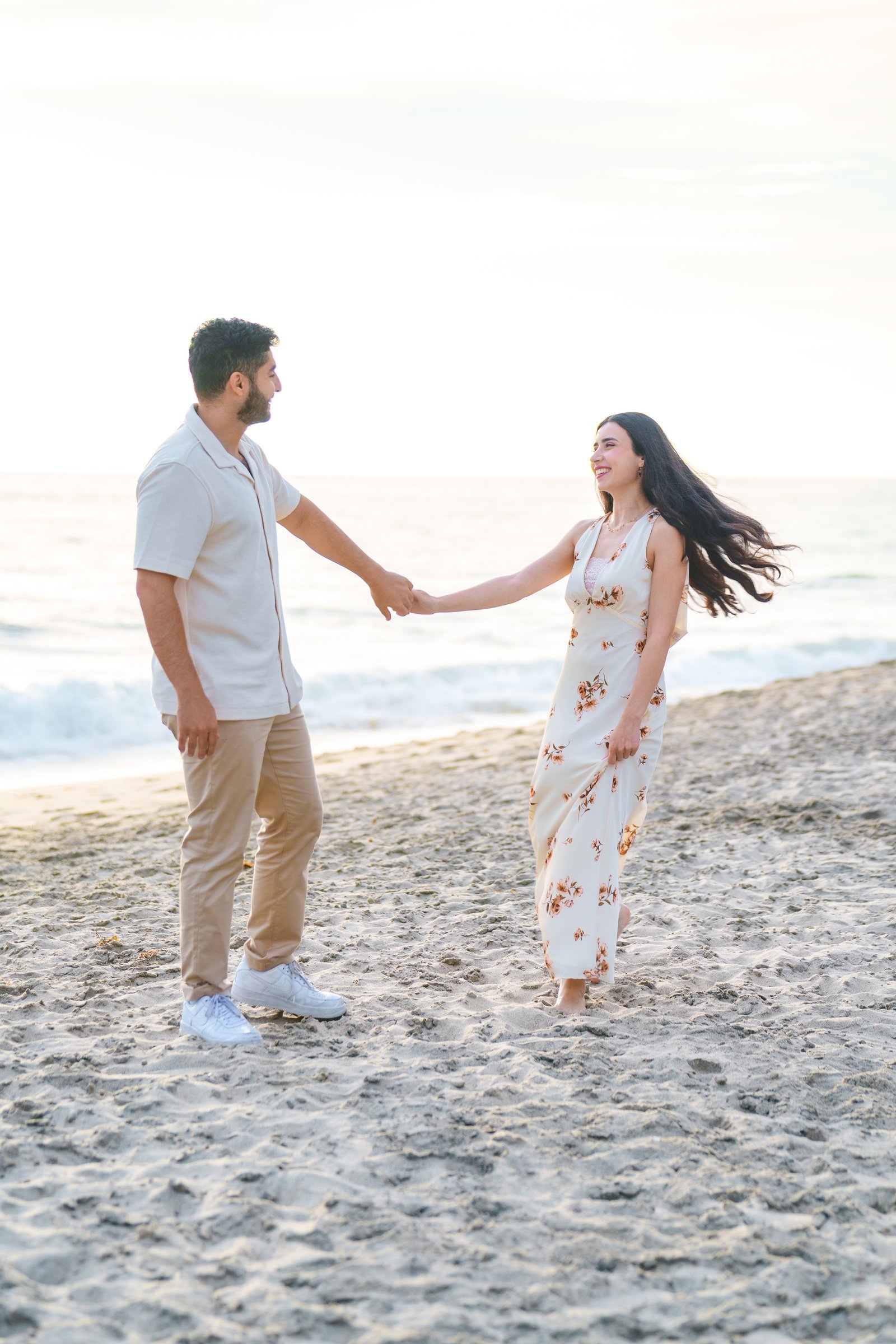 Los Angeles couple photoshoot, photo by Vanessa Skopeo