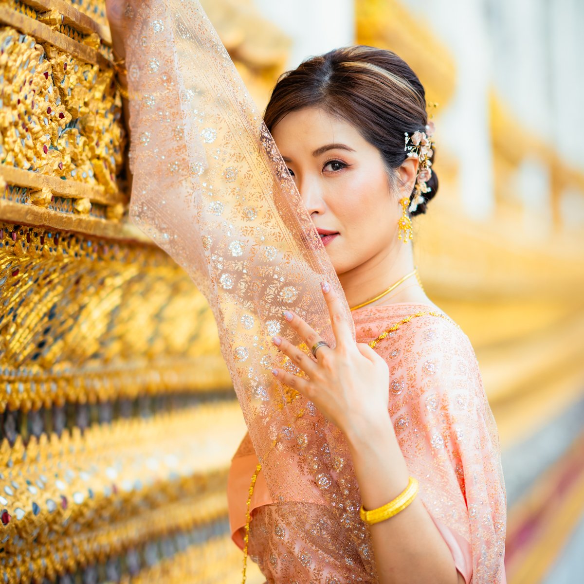 Bangkok photoshoot, photo by Luknam Wongthaworn