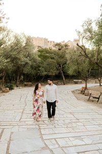 Couple Photoshooting in Oia