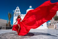 Portrait photographer in Santorini