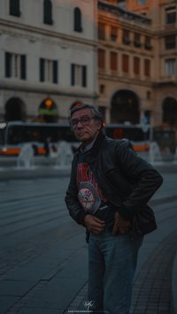 HAMIDREZA BAGHERI — photo by HAMIDREZA BAGHERI, Smiler