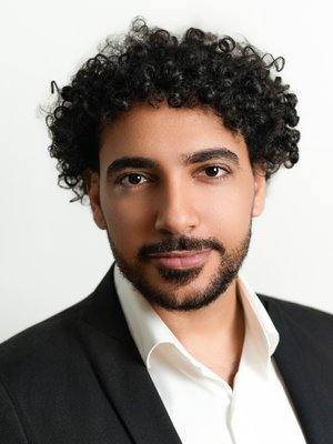 Leo Helmy