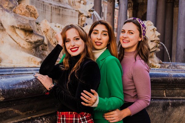 Professional photoshoot outside the Pantheon photo 4