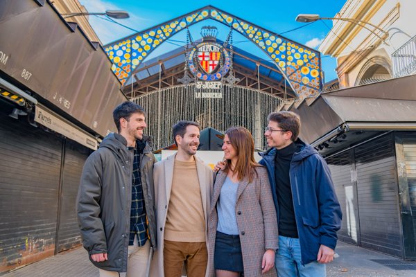 Professional photoshoot at La Rambla and Boquería Market photo 3