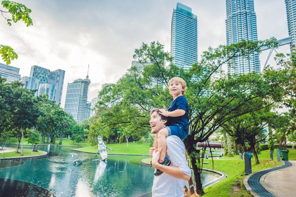 Professional photoshoot at Petronas Twin Towers photo 4