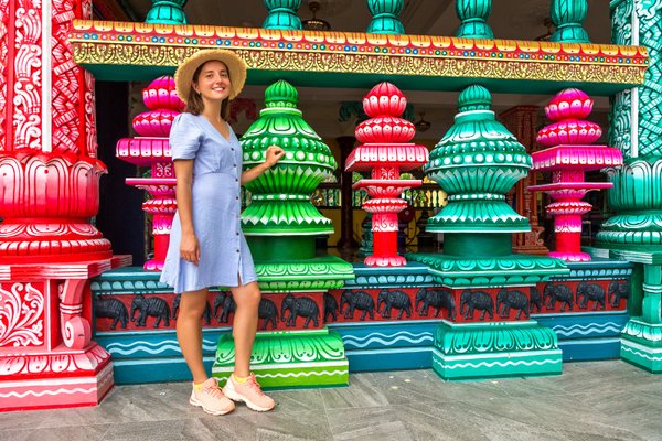 Professional photoshoot at Batu Caves photo 4