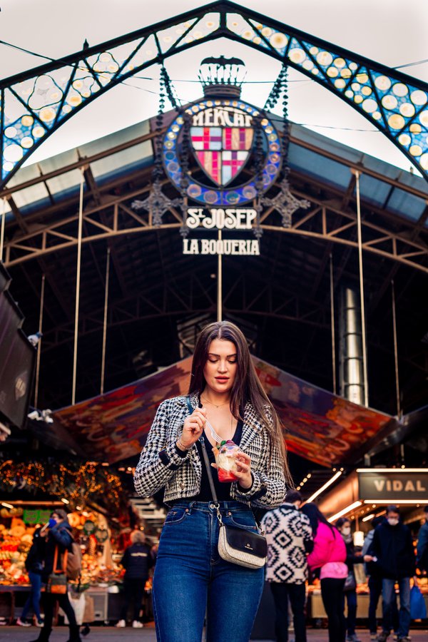 Professional photoshoot at La Rambla and Boquería Market photo 4