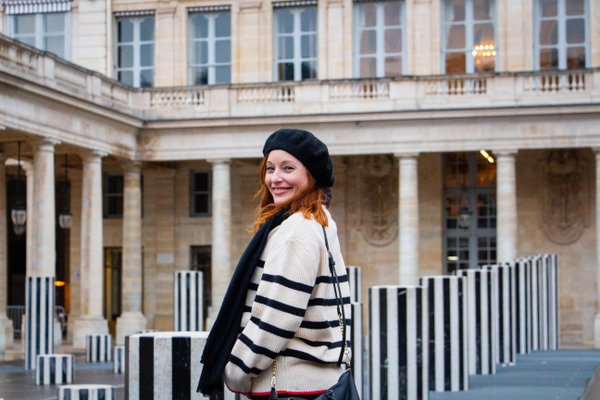 Professional photoshoot at Jardins du Palais Royal and Colonne de Buren photo 5