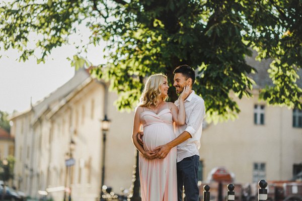 Professional maternity photoshoot in Paris photo 3