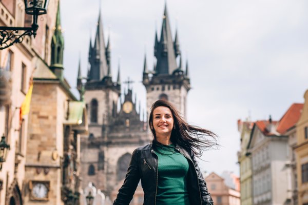 Professional photoshoot at Prague old town photo 2