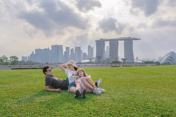 Professional photoshoot at Marina Barrage photo 4
