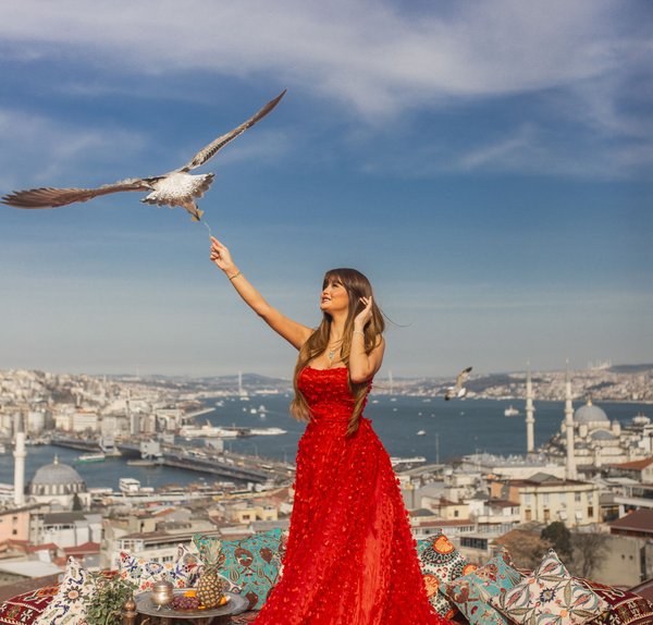 Private rooftop photoshoot in Istanbul photo 2