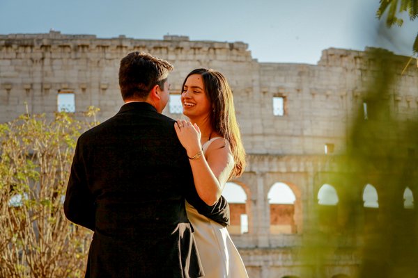 📸 Wedding Photography – Half Day (300 minutes)