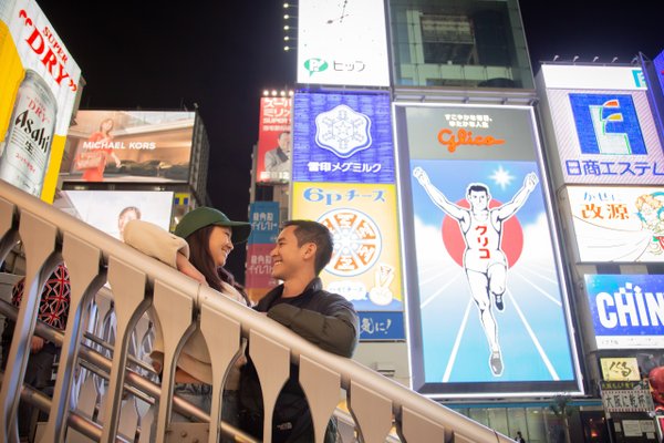 Photoshoot at Dotonbori Canal, Osaka — photo 1