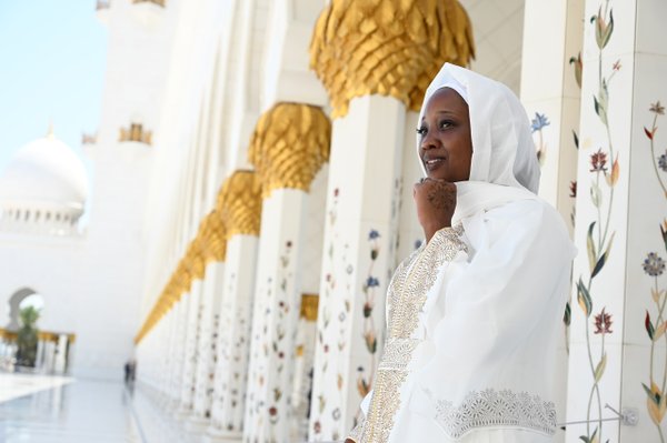 Photoshoot at Sheikh Zayed Grand Mosque, Abu Dhabi — photo 1
