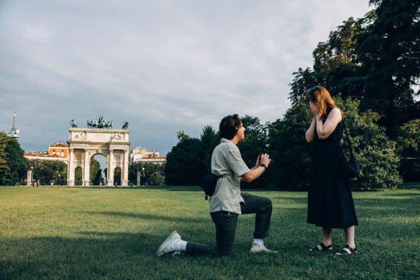 Romantic photoshoot in Milan — photo 1