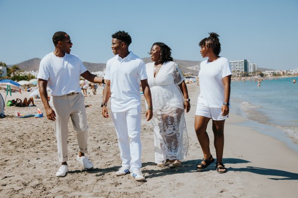 Photoshoot at Las Salinas Beach, Ibiza — photo 1