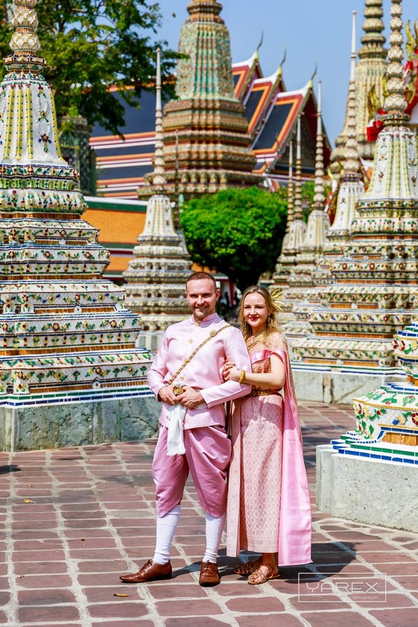 Photoshoot at Wat Pho Reclining Buddha, Bangkok — photo 2