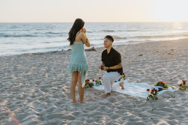 Romantic photoshoot at El Matador State Beach, Los Angeles — photo 1