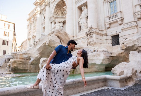Professional photoshoot at the Trevi Fountain in Rome — photo 1