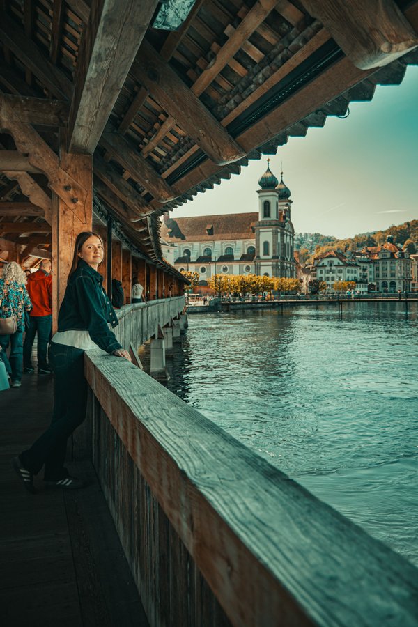 Photoshoot at Chapel Bridge, Lucerne — photo 5