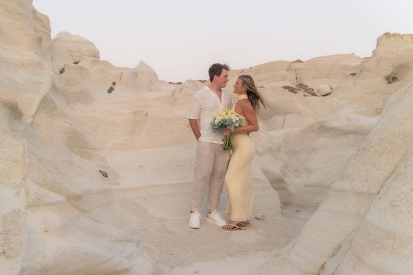 Photoshoot at Sarakiniko Beach, Milos — photo 2
