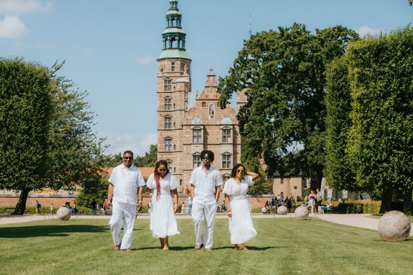Photoshoot at Rosenborg Castle Gardens, Copenhagen — photo 1