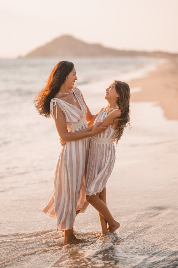 Photoshoot at Agios Prokopios Beach, Naxos — photo 2