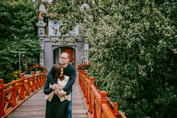 Photoshoot at Hoan Kiem Lake, Hanoi — photo 1