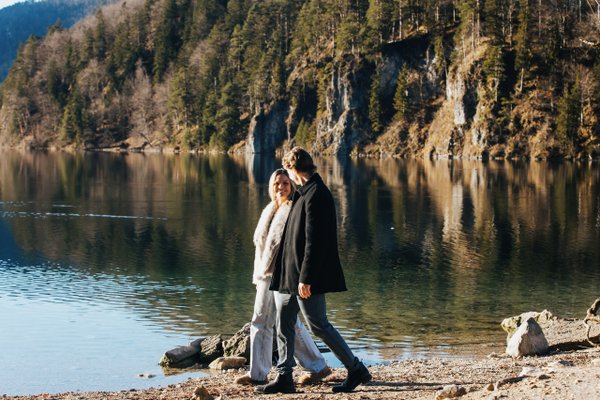 Photoshoot at Alpsee lake shore, Neuschwanstein Castle — photo 2