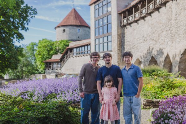 Family photoshoot in Tallinn — photo 2