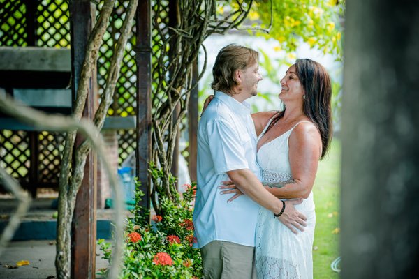 Romantic photoshoot in Ocho Rios — photo 3