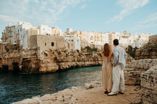 Romantic photoshoot in Polignano — photo 4