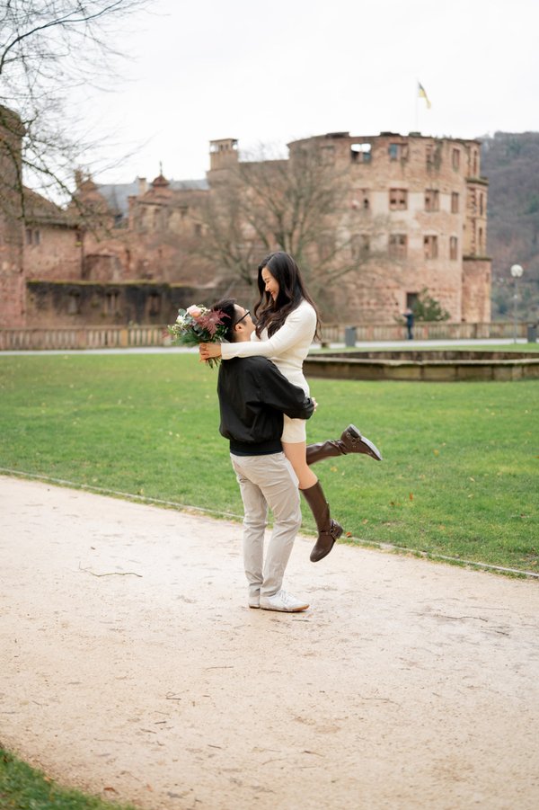 Romantic photoshoot at Heidelberg Castle — photo 1