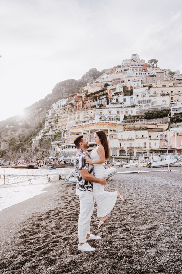 Romantic photoshoot at Marina Grande dock, Positano — photo 2