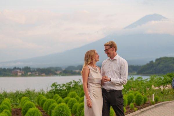 Photoshoot at Kawaguchiko Tenjozan park with Mount Fuji view — photo 1