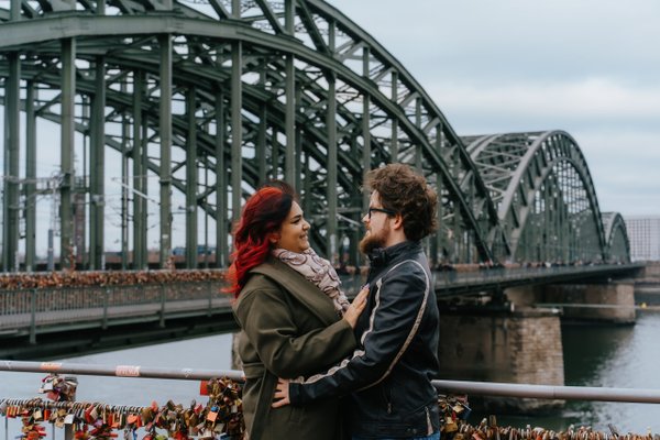 Photoshoot at Hohenzollernbrücke, Cologne — photo 1
