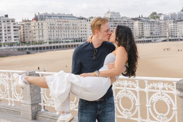 Romantic photoshoot in San Sebastián — photo 4