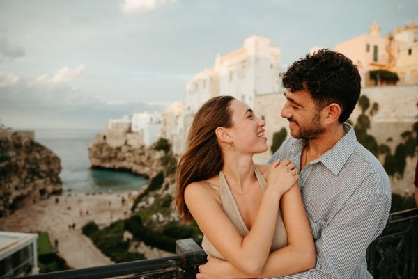 Romantic photoshoot in Polignano — photo 5