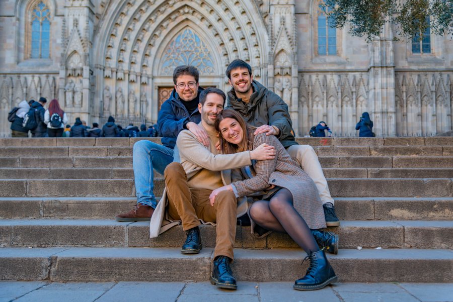 Professional photoshoot at Gothic Quarter photo 2