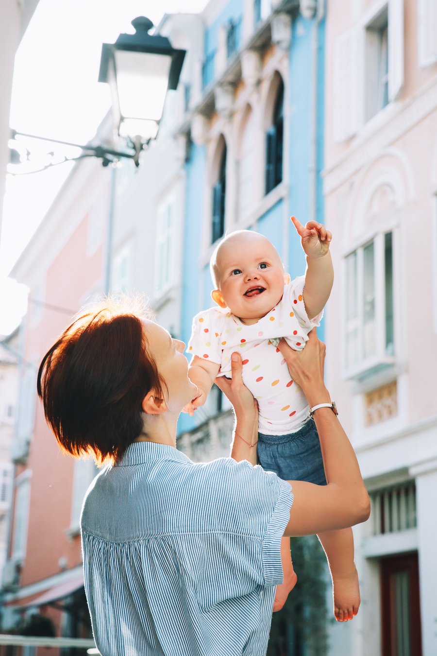 Professional outdoor baby photoshoot in Rome photo 2