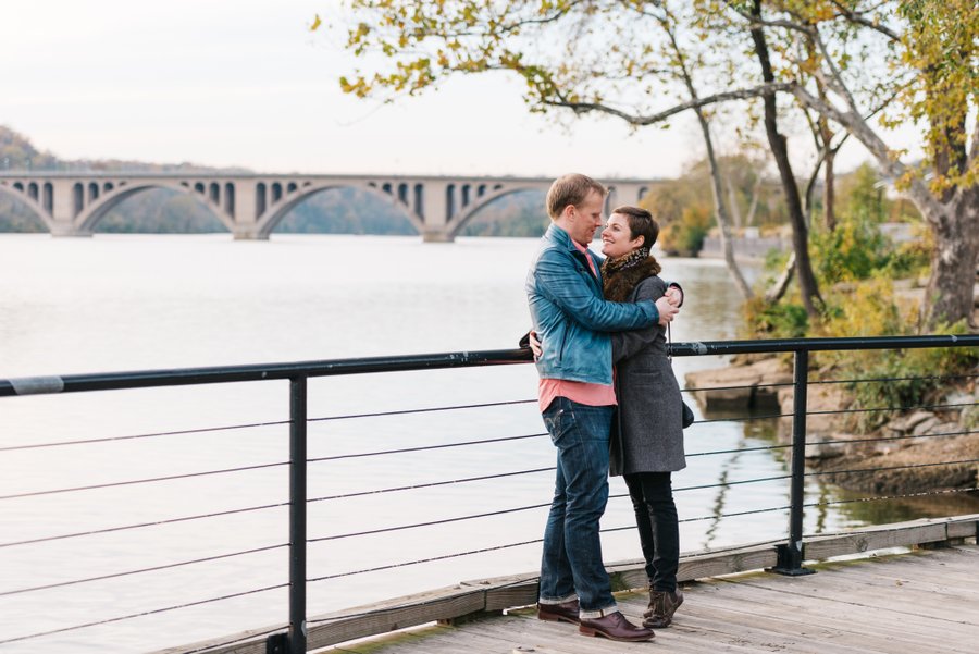Romantic photoshoot at Georgetown Waterfront photo 4