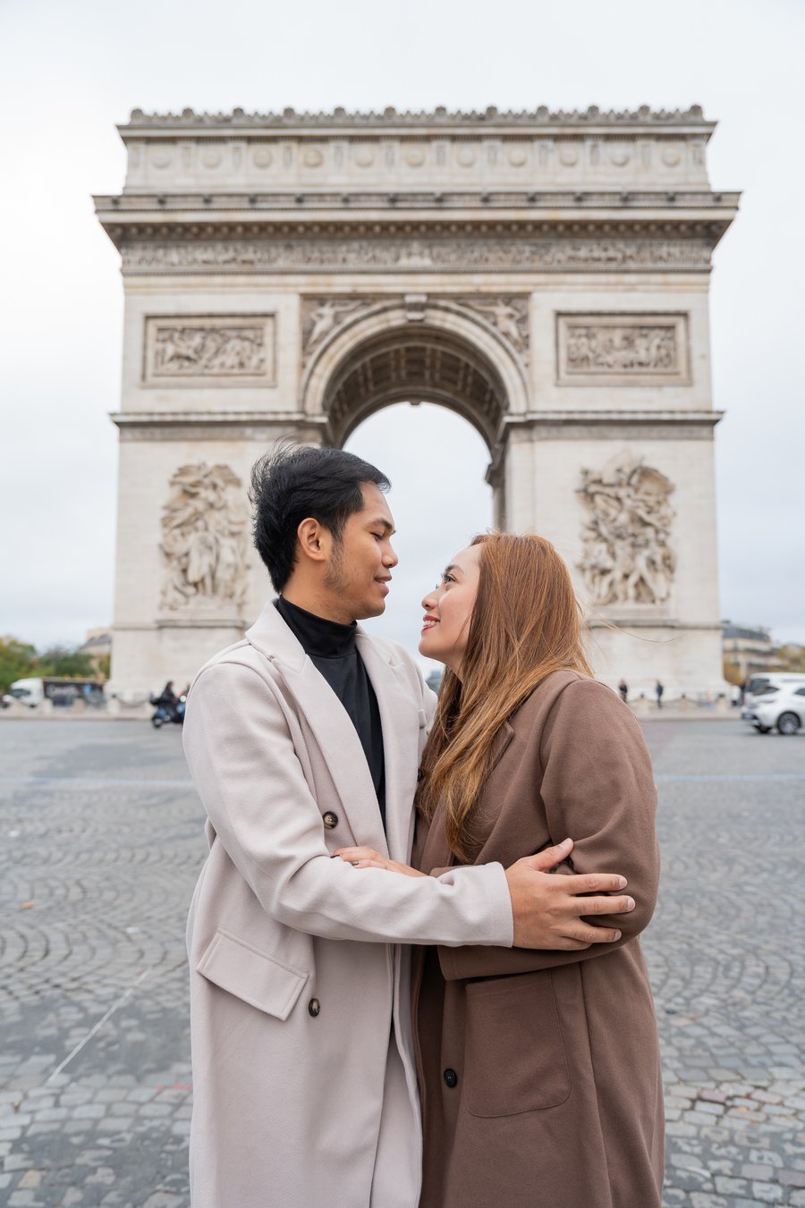 Professional photoshoot at Arc de Triomphe photo 8